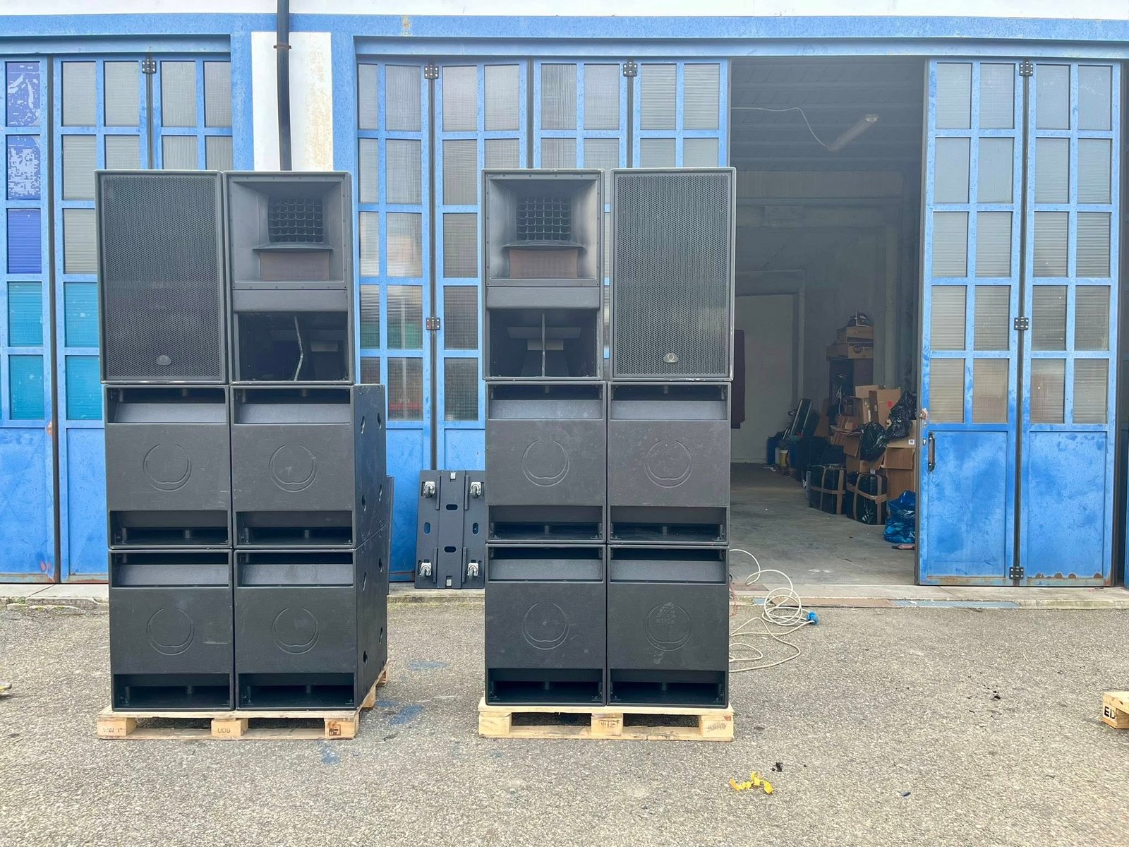 Turbosound NUQ B18 DP TA500 DP active system